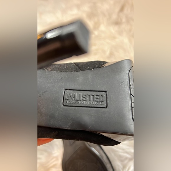 Kenneth Cole Unlisted FILE SYSTEM Pumps - Grey Black HEELS - Picture 7 of 10